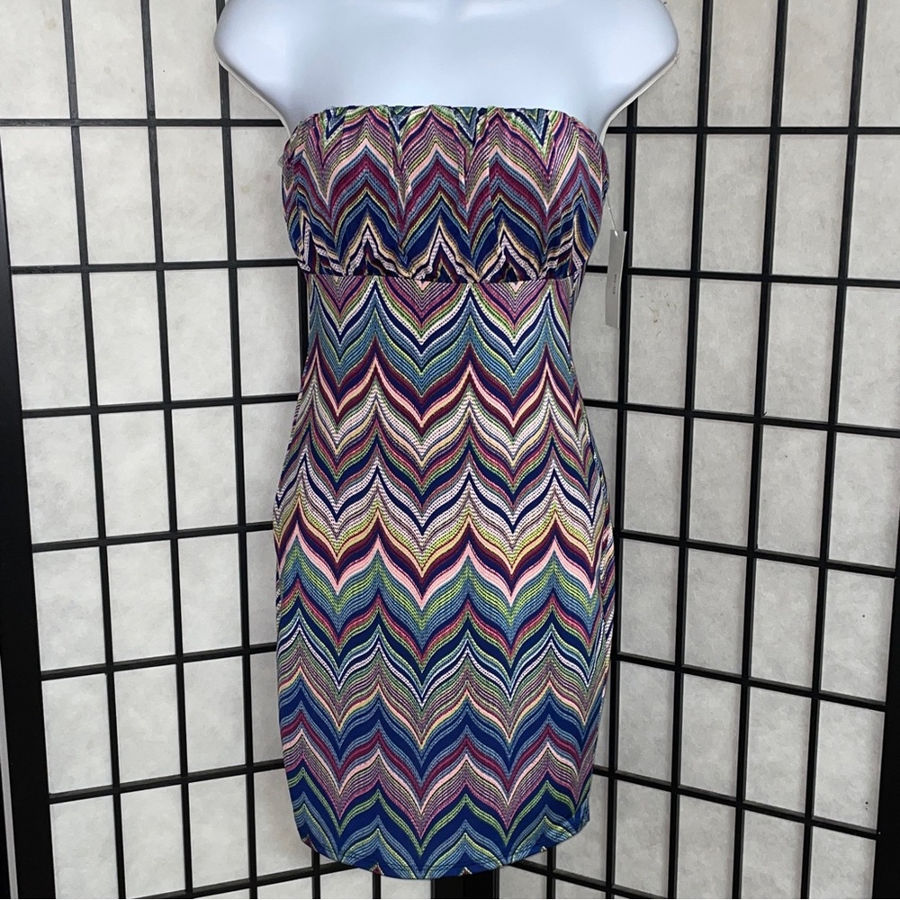Uptown, ladies, strapless dress, size small (NWT)
